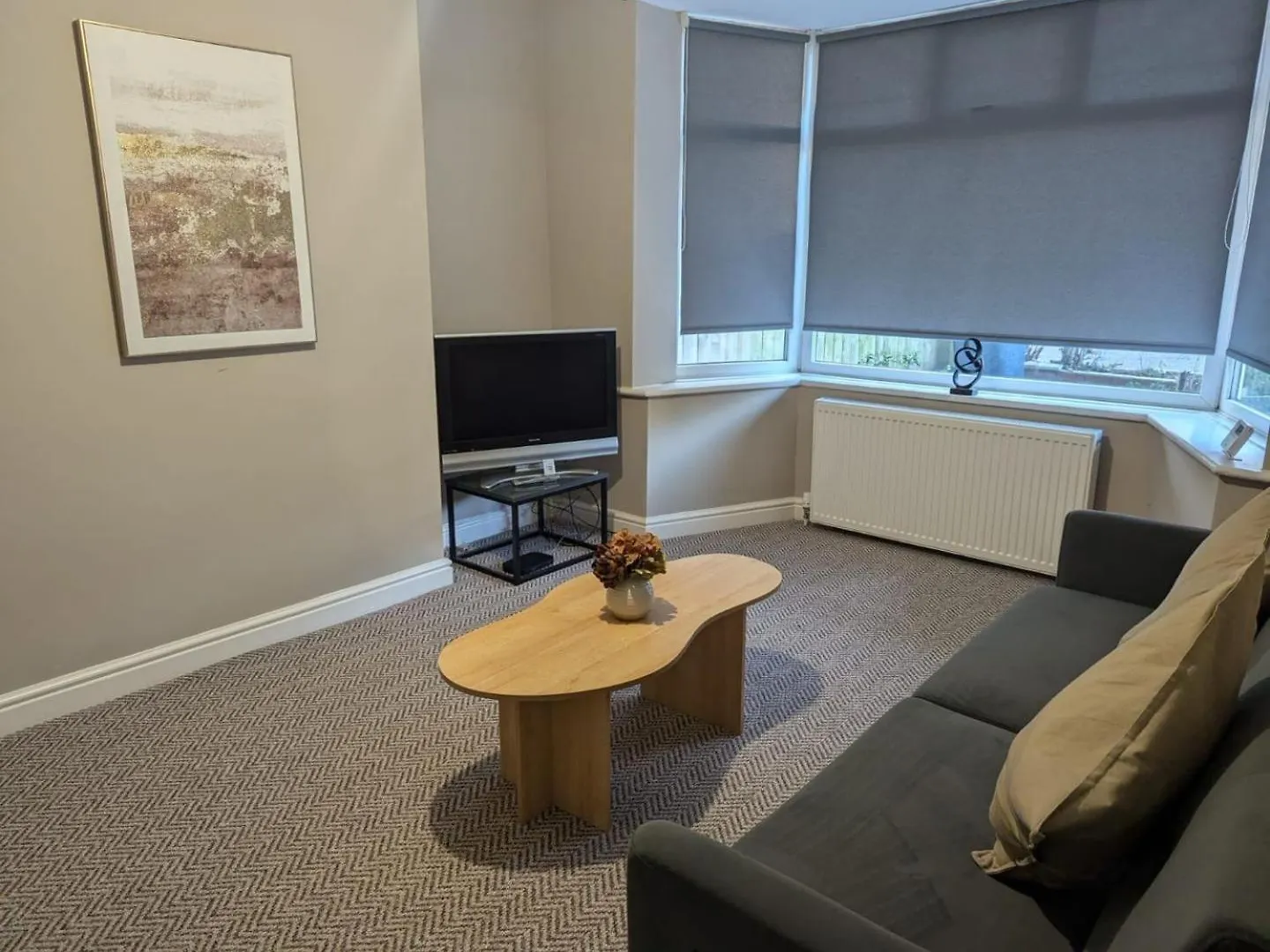 Newcastle City West Executive Apartment